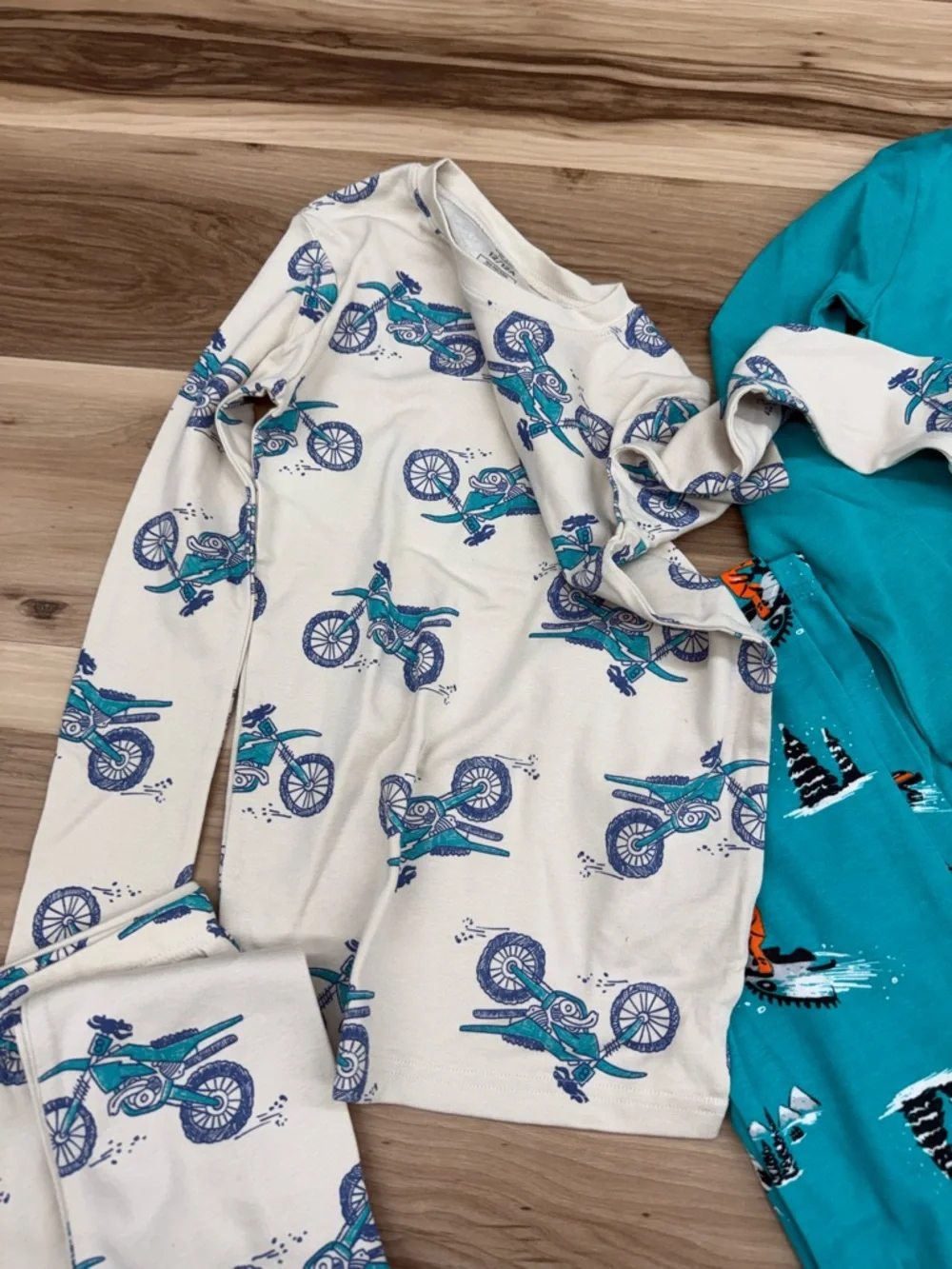 Cat & Jack two piece